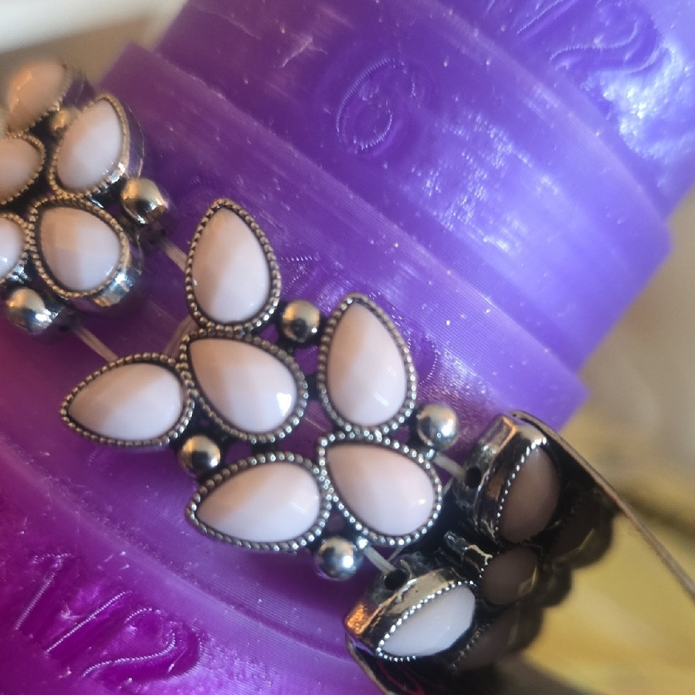 Pink Teardrop Stone Stretch Bracelet - Women Accessories - Picture 7 of 8